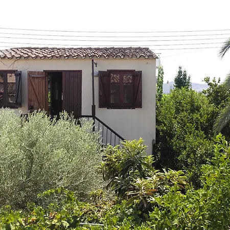 Pensionat Avli-the Courtyard *