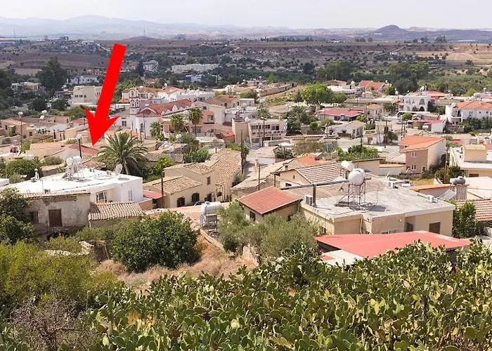 Avli-the Courtyard ゲストハウス ニコシア